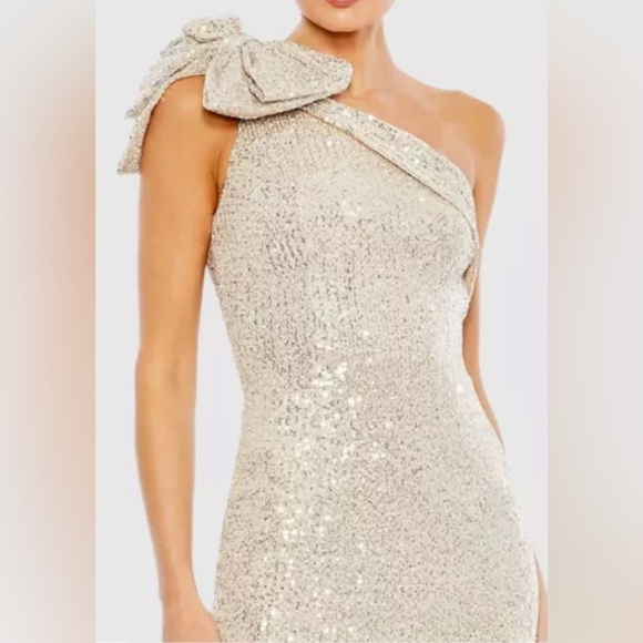 MAC DUGGAL 11283 SEQINED BOW ONE SHOULDER NUDE GOWN  sz 4 NWT - Picture 4 of 14